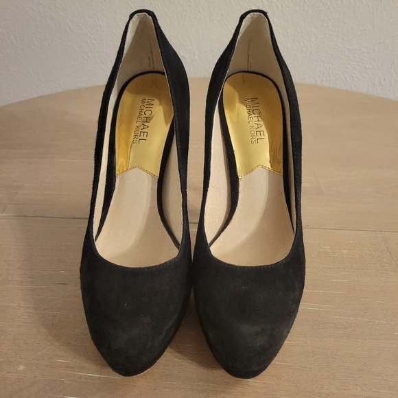 Michael Kors Suede Heels Sz 8 - Picture 3 of 12